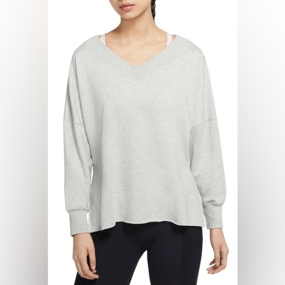 YOGA FLEECE DRI-FIT PULLOVER IN GREY HEATHER/ SUMMIT WHITE - medium - Picture 1 of 6